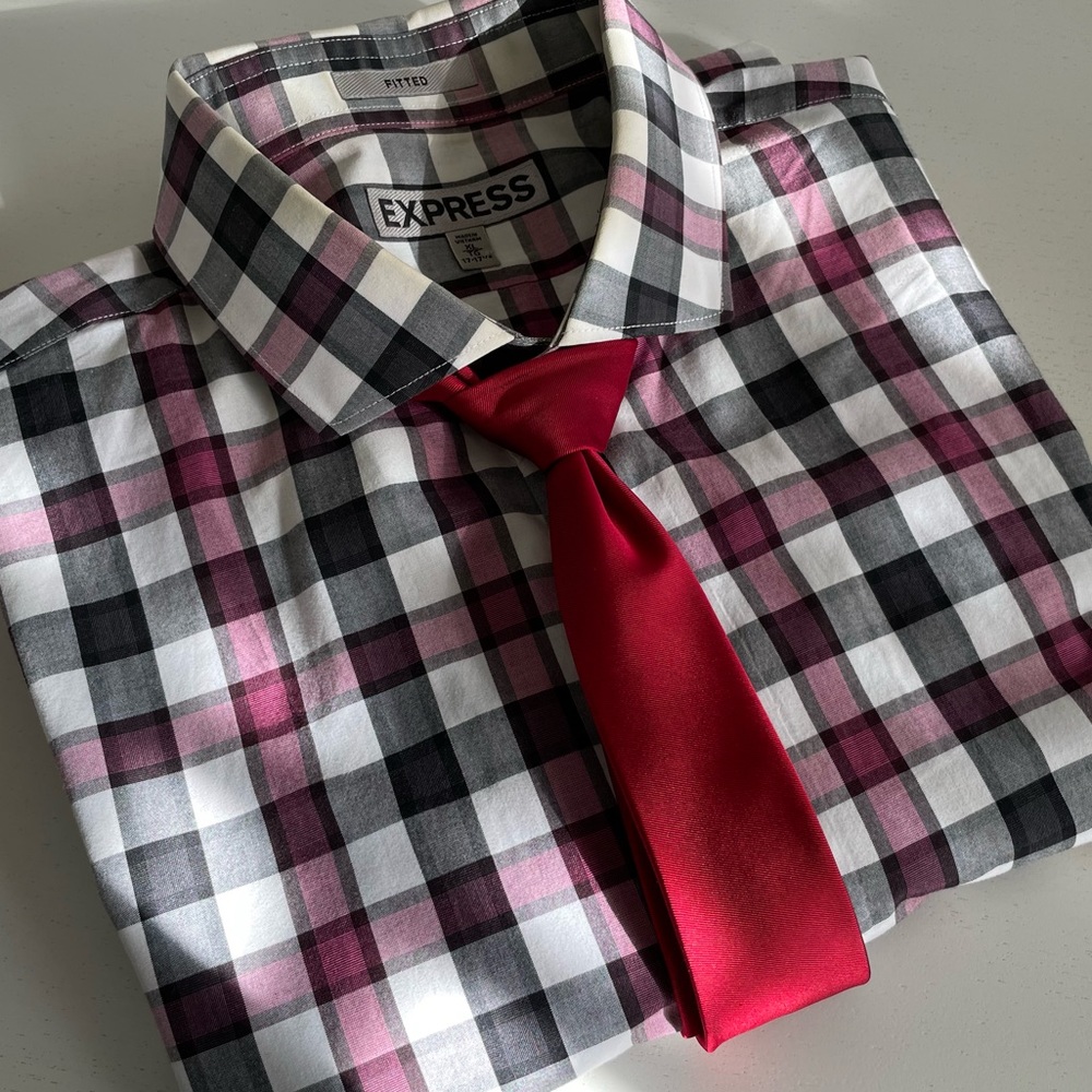 Express Men XL Fitted Red/Black Checkered Dress Shirt w/ Express Red Skinny Tie